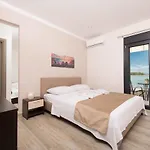 Hotel Ftery *