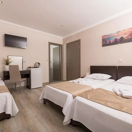 Ftery Σκάλα Ραχωνίου